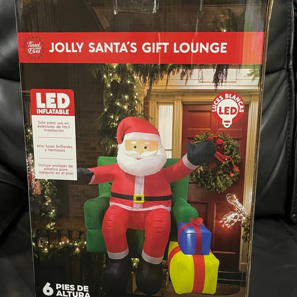 Jolly Santa LED Inflatable - Picture 7 of 9